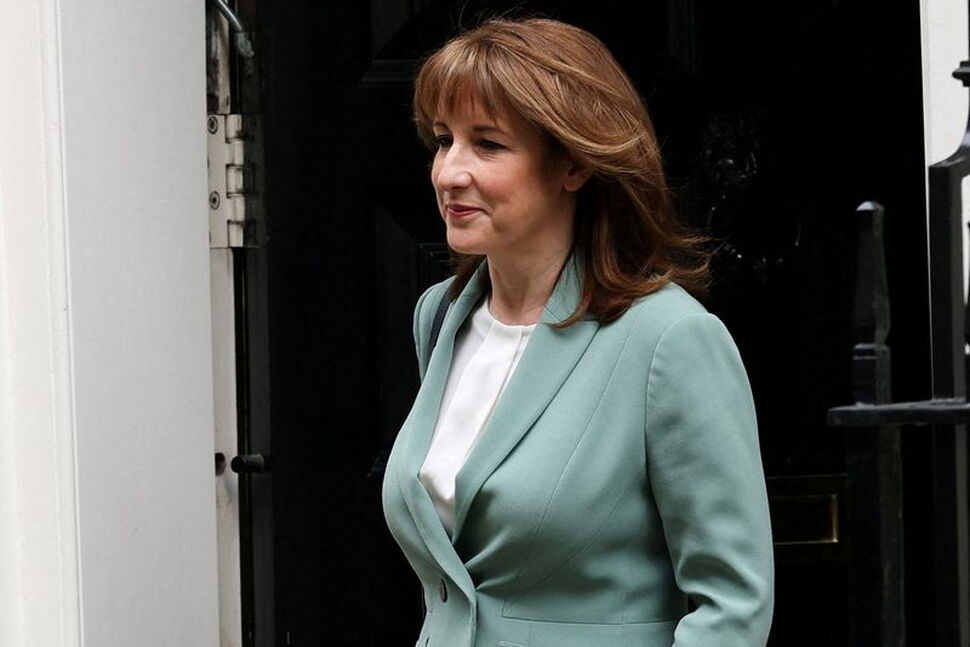 Andy Burnham Prime Minister Bid Gains Key Support