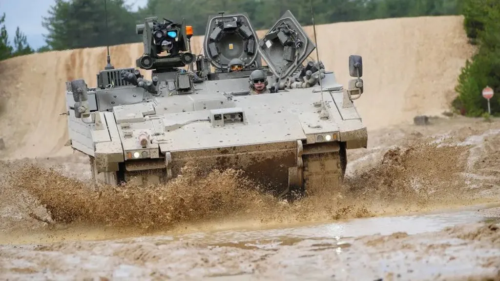 UK defence plan delays spark credibility warning