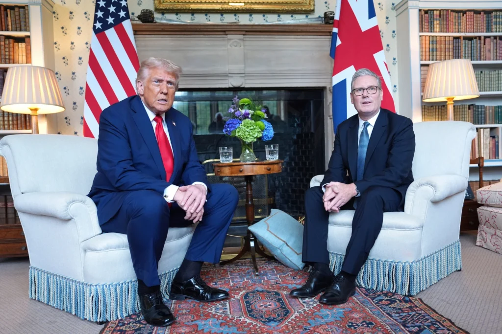 US UK leadership crisis shakes democracies