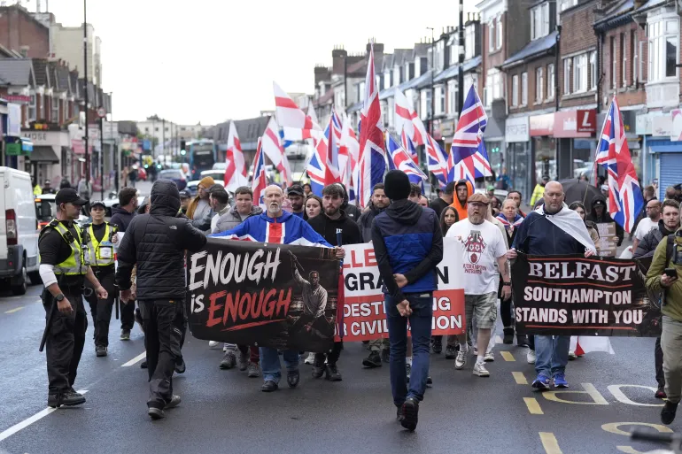 UK Terror Threat Arrests After Muslim Event