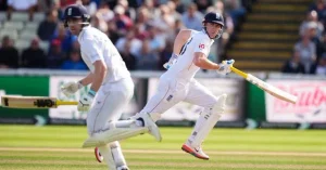 England Pile On Runs Against Struggling Pakistan