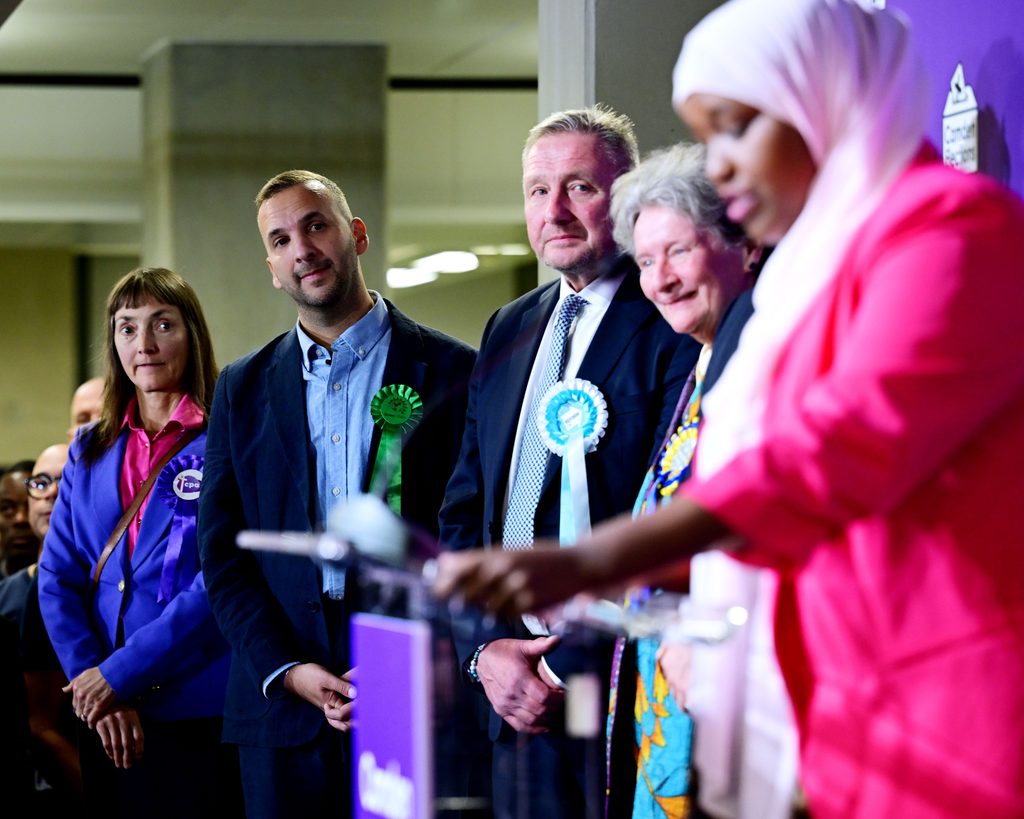Britain Labour By Election Victory Boosts Burnham