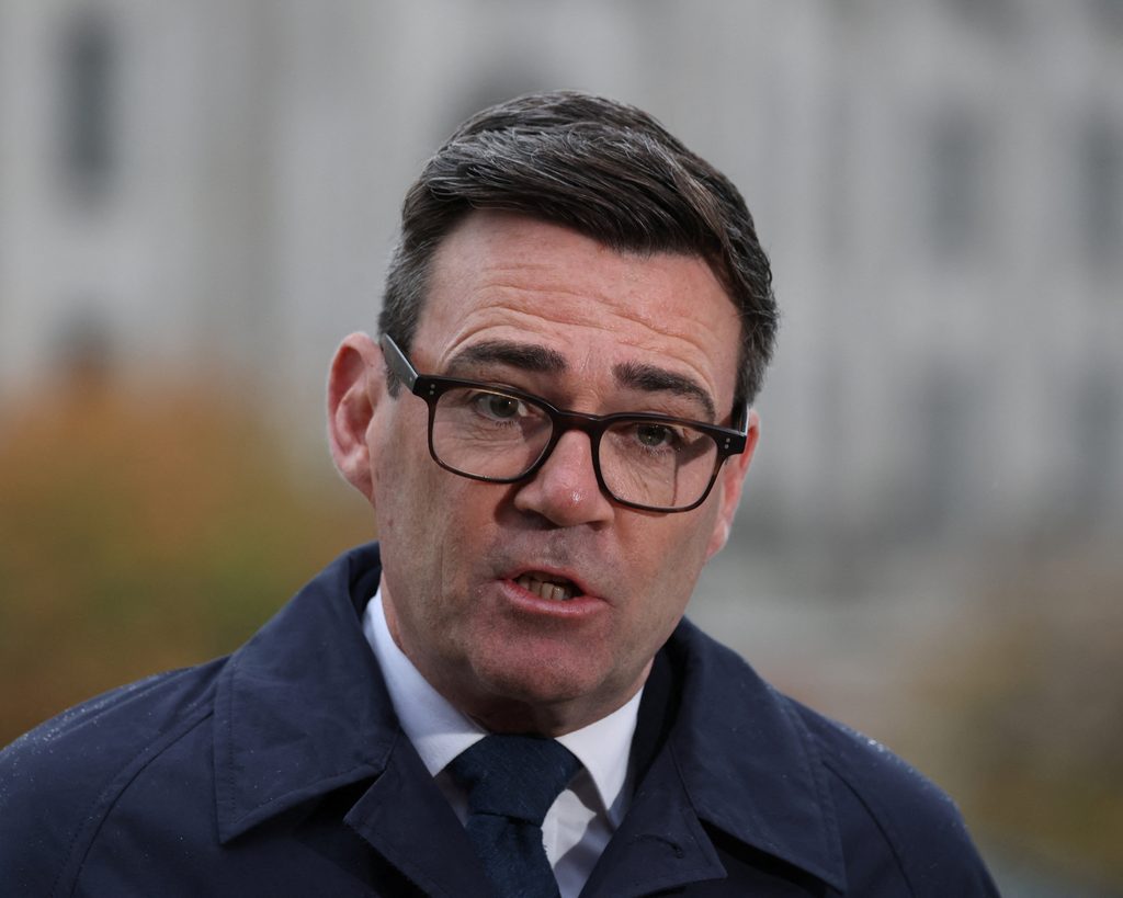 UK Leader Calls For Closer Ties With European Union